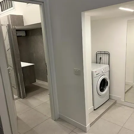 Lemon Apartment
