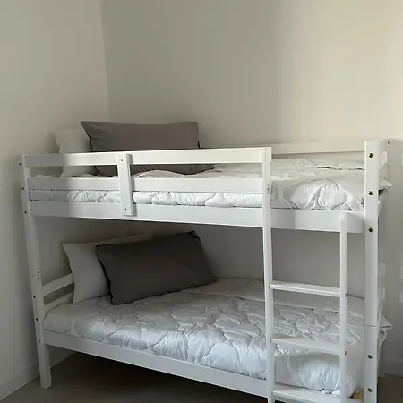 Lemon Apartment Rom